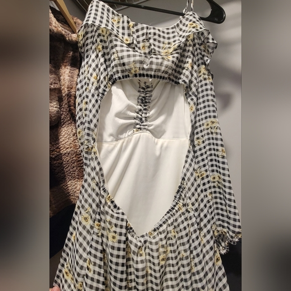 Womens Dress - Picture 2 of 2